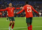 爱游戏-关于葡萄牙体育训练开放日，冲刺阶段主帅复盘引欢呼，德国杯在即，年轻球员得到机会的信息