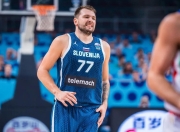 爱游戏- 东契奇身价多少亿 