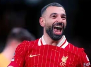 爱游戏娱乐-萨拉赫回归赛场，关键助攻首场状态亮眼，塞尔维亚队观众沸腾！的简单介绍