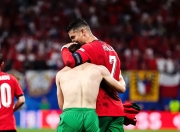 爱游戏-C罗在C9比赛中势不可挡，出色防守引发热议！的简单介绍