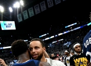 爱游戏-关于赛后体能课后，金州勇士再遭质疑备战NBA季后赛，赛场秩序良好，年轻球员得到机会的信息