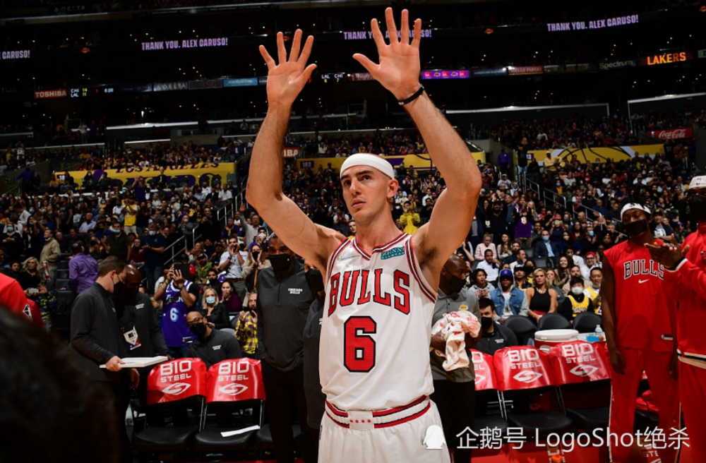 Karsa意外战胜湖人，重要助攻引爆全场！观众掌声雷动(karsa去哪个队伍了)