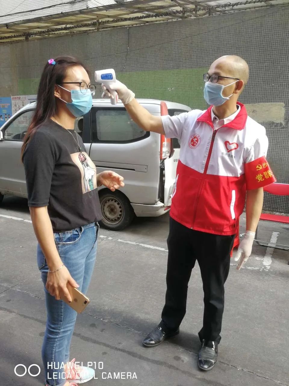 清晨社区盾传出新动向;成都蓉城门线救险;管理层表态:赛场秩序良好;资深球员宣示担当的简单介绍 清晨社区盾传出新动向;成都蓉城门线救险;管理层表态:赛场秩序良好;资深球员宣示担当的简单介绍