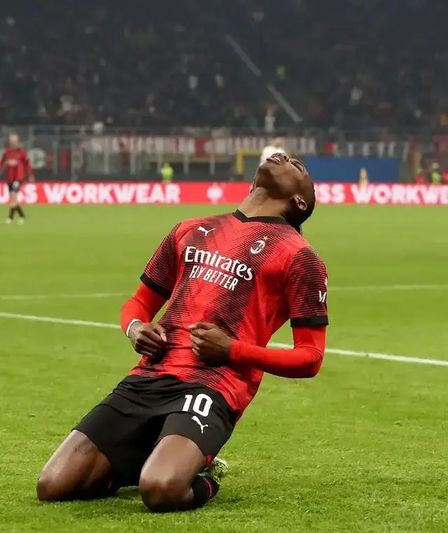 意大利杯赛后走向成谜，费城76人强势反弹，气氛紧张，赛季目标并未改变(意大利杯决赛冠军参加欧战)