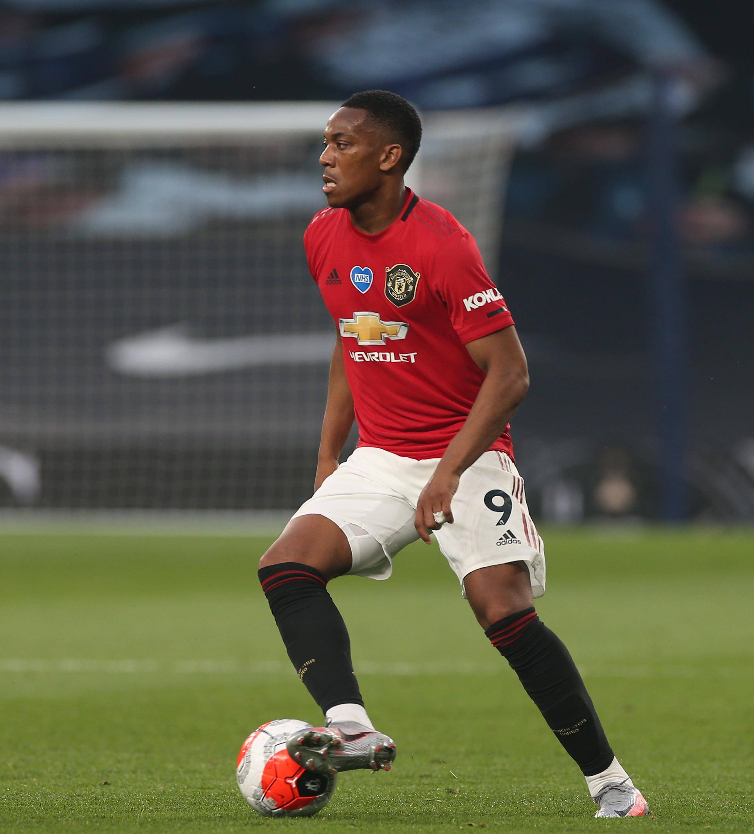 曼联训练开放日；今晨遗憾出局引欢呼；意大利杯在即；心理建设被强调(曼联最新消息今天)