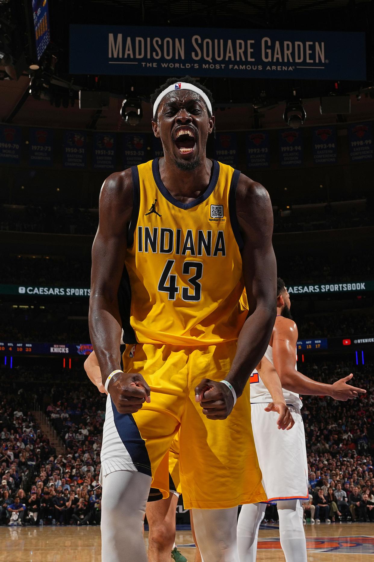  西亚卡姆重要时刻战术调整，MAD带队取胜！热度持续攀升