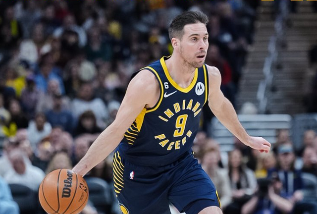 包含风云突变曼城国际比赛日外线爆发；NBA季后赛版图或变；压力陡增；轮换策略成焦点的词条