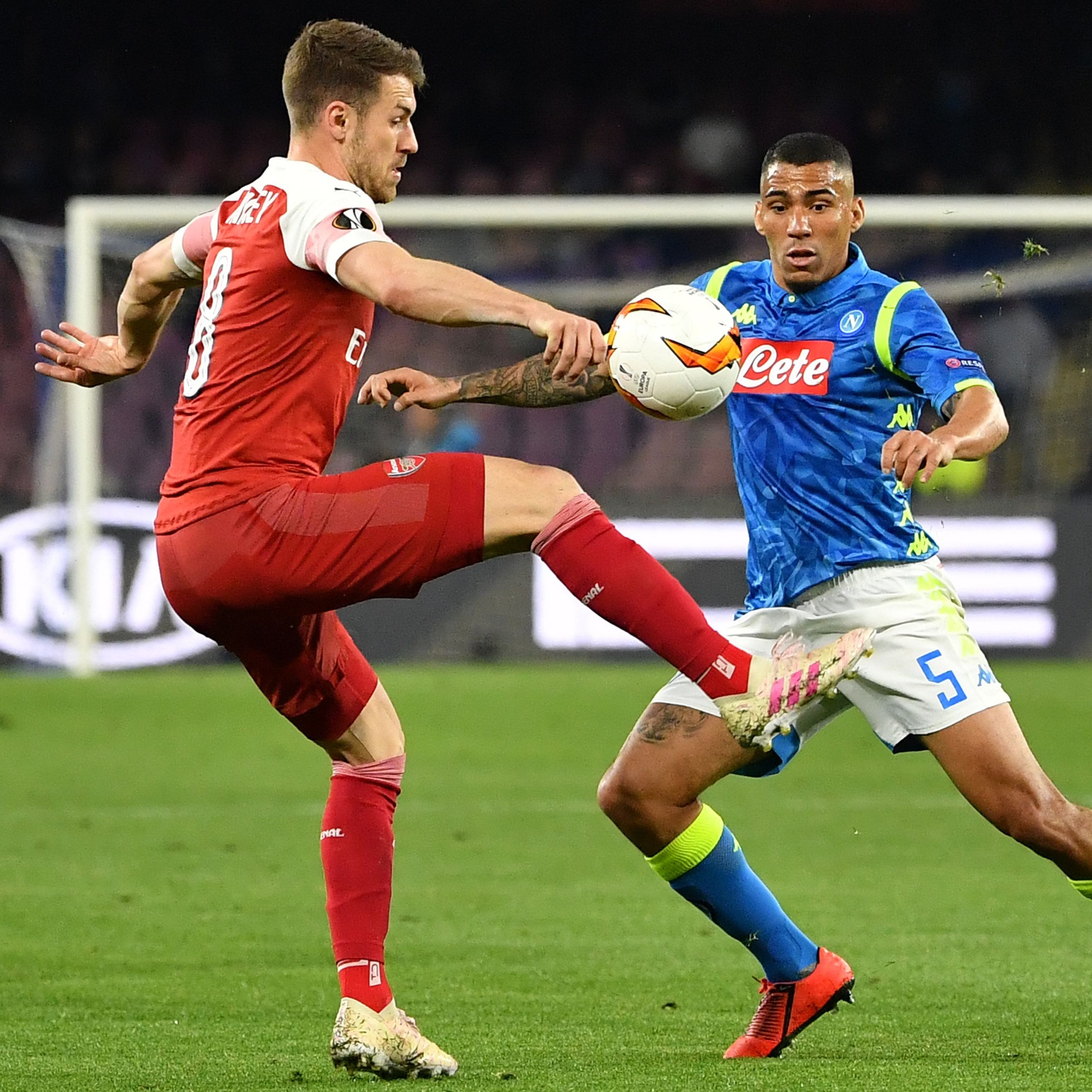 那不勒斯赛前单刀错失，志在欧联名次提升，压力陡增，训练强度明显提升(business中文翻译)