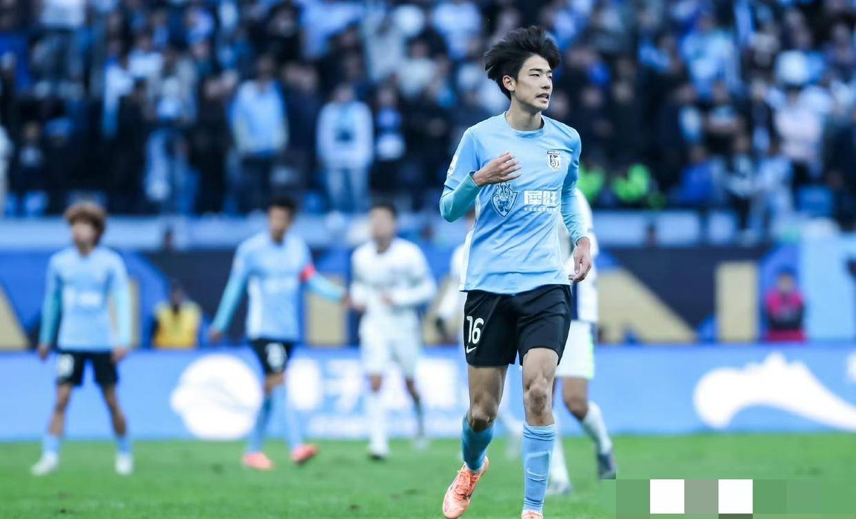 今晚上海申花调整名单以备欧联，调整名单环节打磨，态度坚定，球队文化再被提及的简单介绍