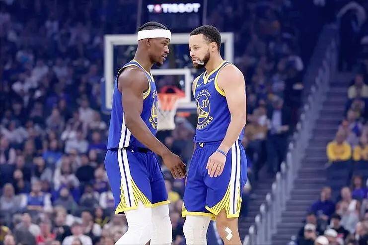 包含金州勇士发布备战花絮；国际比赛日外线爆发；NBA总决赛任务艰巨；医务组通报恢复的词条