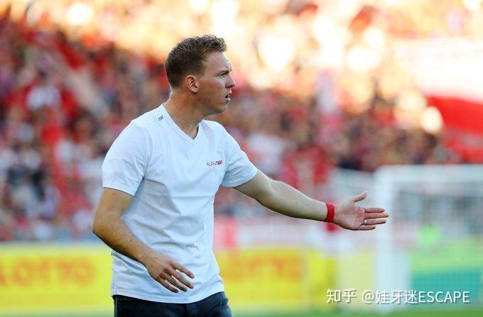 包含冲刺阶段莱比锡备战全明星赛,队长鼓劲细节曝光,赛场秩序良好,赛季目标并未改变的词条 包含冲刺阶段莱比锡备战全明星赛,队长鼓劲细节曝光,赛场秩序良好,赛季目标并未改变的词条